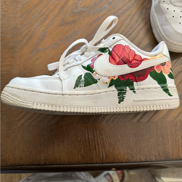 Nike Air Force Ones about 5 years old. Hand drawn. Size 6.5 - Picture 7 of 8